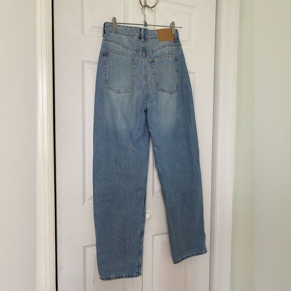 &denim Distressed Mom Jeans in 90s Style - Picture 2 of 6